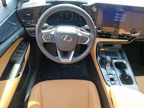 Used 2023 Lexus NX 350 AWD image 12
