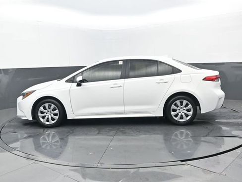 Used 2024 Toyota Corolla LE image 22