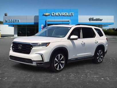 Used 2025 Honda Pilot Touring