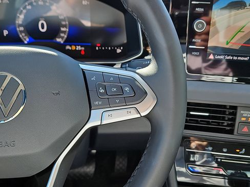 New 2025 Volkswagen Jetta SE image 19