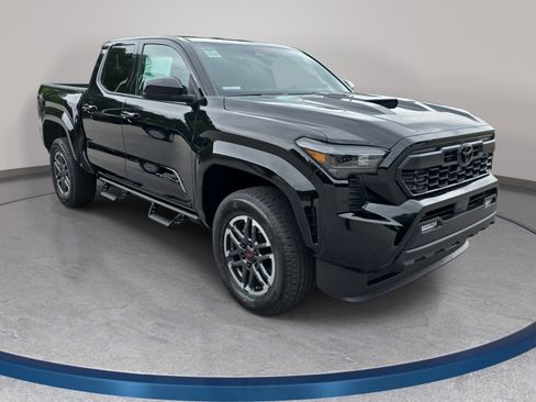 New 2026 Toyota Tacoma TRD Sport RWD image 3