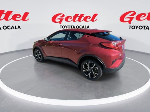 Used 2019 Toyota C-HR XLE image 6