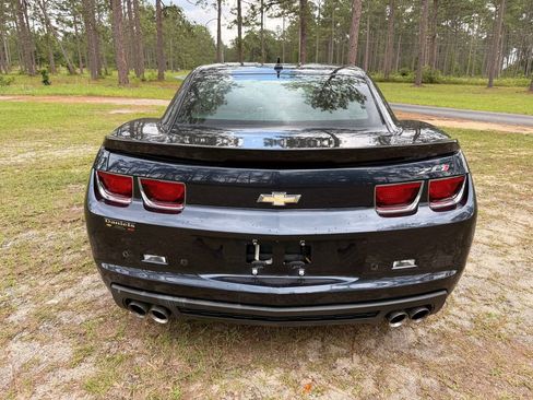 Used 2013 Chevrolet Camaro ZL1 RWD image 4