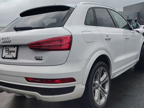 Used 2016 Audi Q3 2.0T Prestige w/ Prestige Package image 3