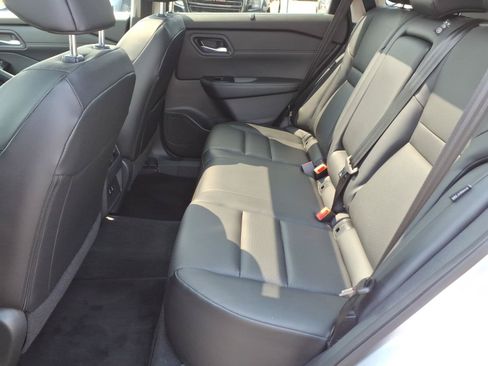 Used 2024 Nissan Rogue SV w/ SV Premium Package AWD/4WD image 24