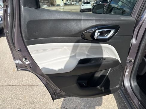 Certified 2024 Jeep Compass Limited image 23