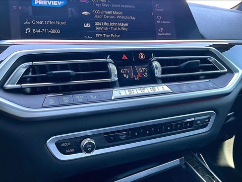 Used 2019 BMW X5 xDrive50i w/ M Sport Package AWD/4WD image 35