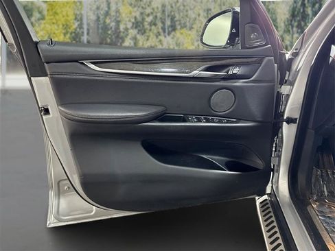 Used 2018 BMW X5 xDrive35i image 18