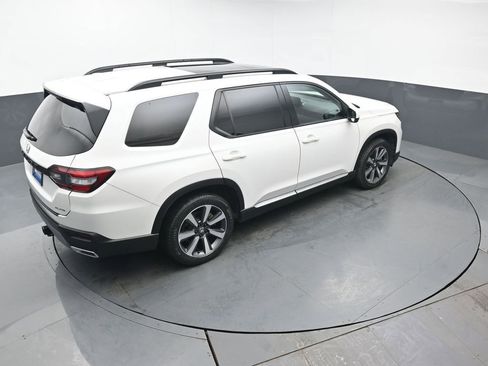 Used 2023 Honda Pilot Elite image 40