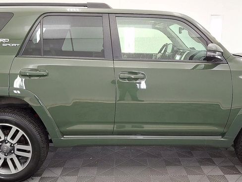 Certified 2022 Toyota 4Runner TRD Sport image 5