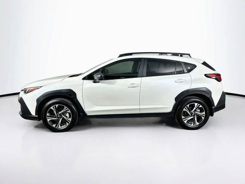 Used 2025 Subaru Crosstrek 2.0i Premium AWD/4WD image 3