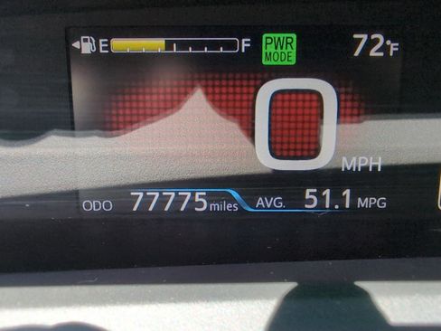 Used 2017 Toyota Prius Three Touring FWD image 20