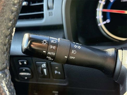 Used 2018 Toyota 4Runner Limited image 27