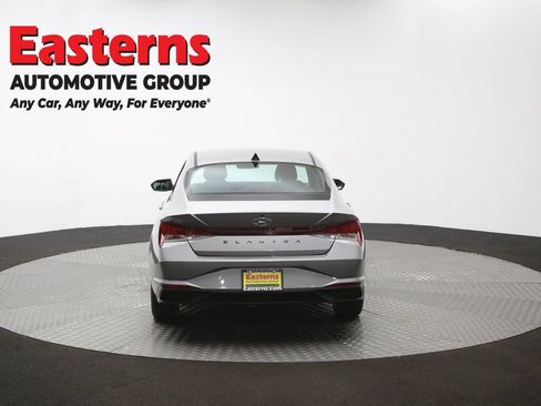Used 2023 Hyundai Elantra SEL w/ Convenience Package FWD image 31