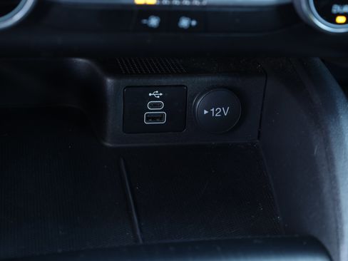 Used 2024 Ford Escape ST-Line image 10