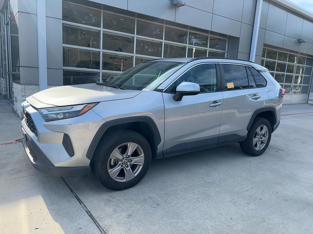 Used 2023 Toyota RAV4 XLE FWD image 6