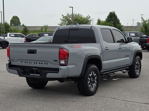 Used 2020 Toyota Tacoma TRD Off-Road w/ TRD Premium Off Road Package AWD/4WD image 5