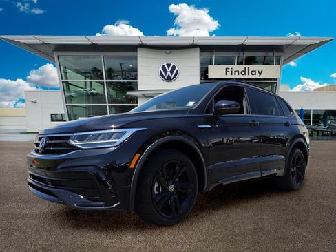 Certified 2024 Volkswagen Tiguan SE R-Line FWD image 2