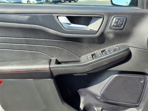 Certified 2023 Ford Escape ST-Line Elite image 19