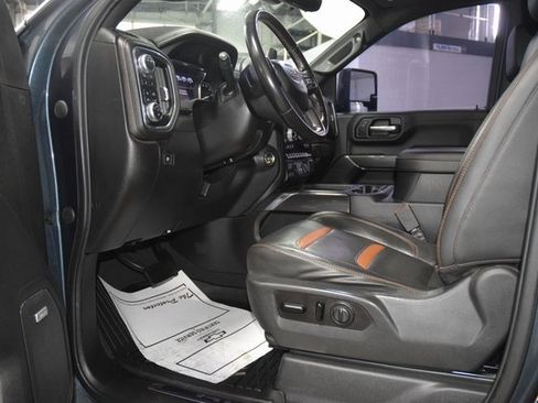 Used 2020 GMC Sierra 2500 AT4 w/ Technology Package image 36
