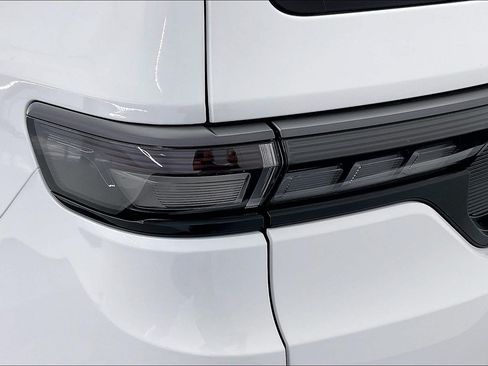 New 2026 Jeep Grand Wagoneer Limited AWD/4WD image 16