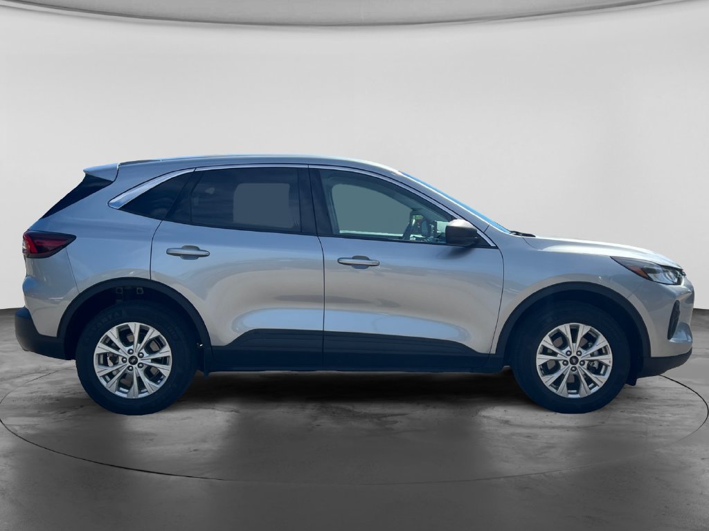 Used 2024 Ford Escape Active AWD/4WD image 8