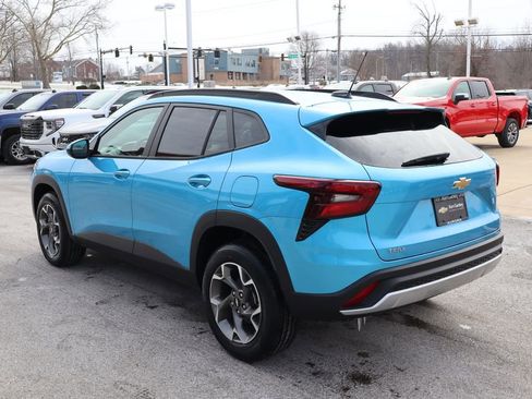 New 2026 Chevrolet Trax LT w/ Driver Confidence Package image 24