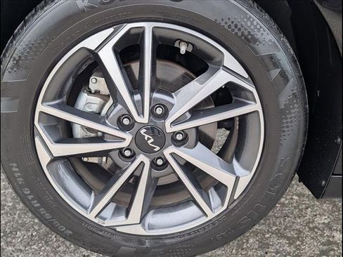 Used 2023 Kia Forte LXS image 20