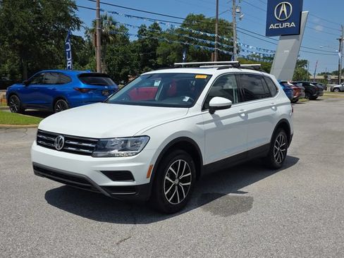 Used 2021 Volkswagen Tiguan SE AWD/4WD image 8