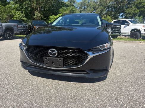 Used 2024 MAZDA MAZDA3 s FWD image 3