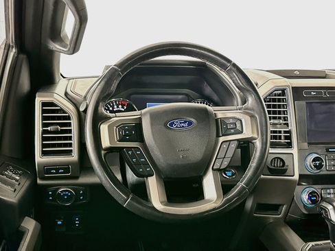 Used 2020 Ford F150 Platinum RWD image 18