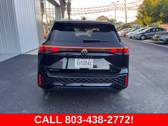 Used 2026 Volkswagen Tiguan SEL R-Line AWD/4WD image 33