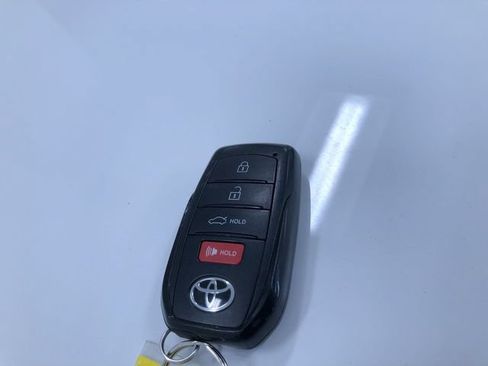 Used 2026 Toyota Camry LE FWD image 32