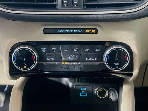 Used 2022 Ford Escape SE w/ Convenience Package image 22