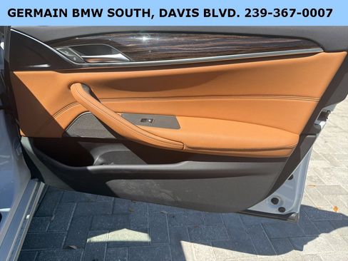 Certified 2023 BMW 530e xDrive w/ Premium Package image 30