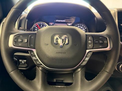 Used 2025 RAM 1500 Big Horn AWD/4WD image 21