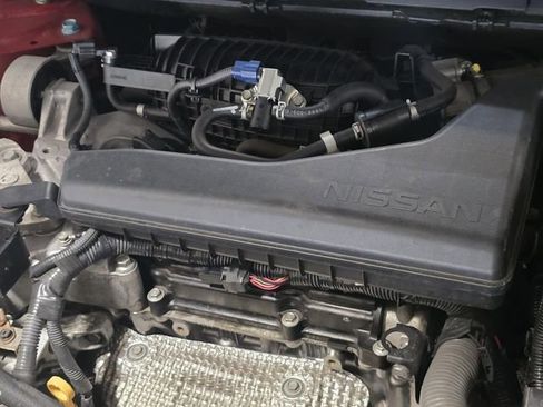 Used 2019 Nissan Rogue SV FWD image 8