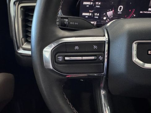Certified 2025 GMC Canyon Denali AWD/4WD image 15
