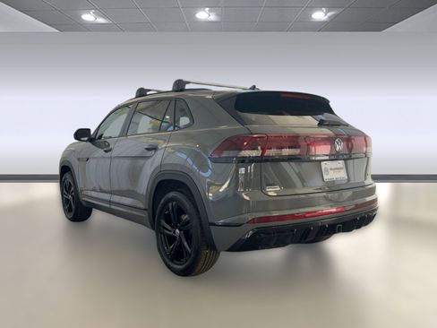 New 2026 Volkswagen Atlas Cross Sport SEL R-Line image 3