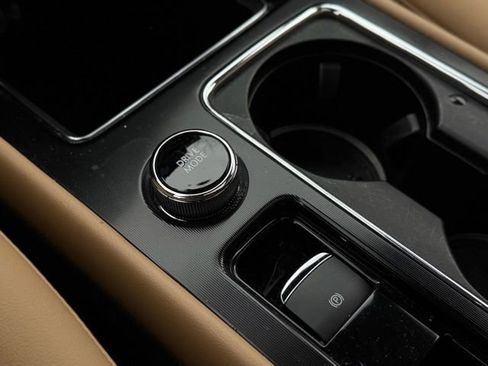 Certified 2022 Lincoln Corsair Reserve w/ Equipment Group 201A image 32