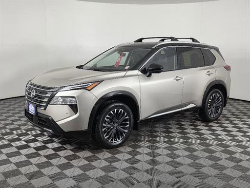 Used 2024 Nissan Rogue Platinum w/ Platinum Premium Package AWD/4WD image 9