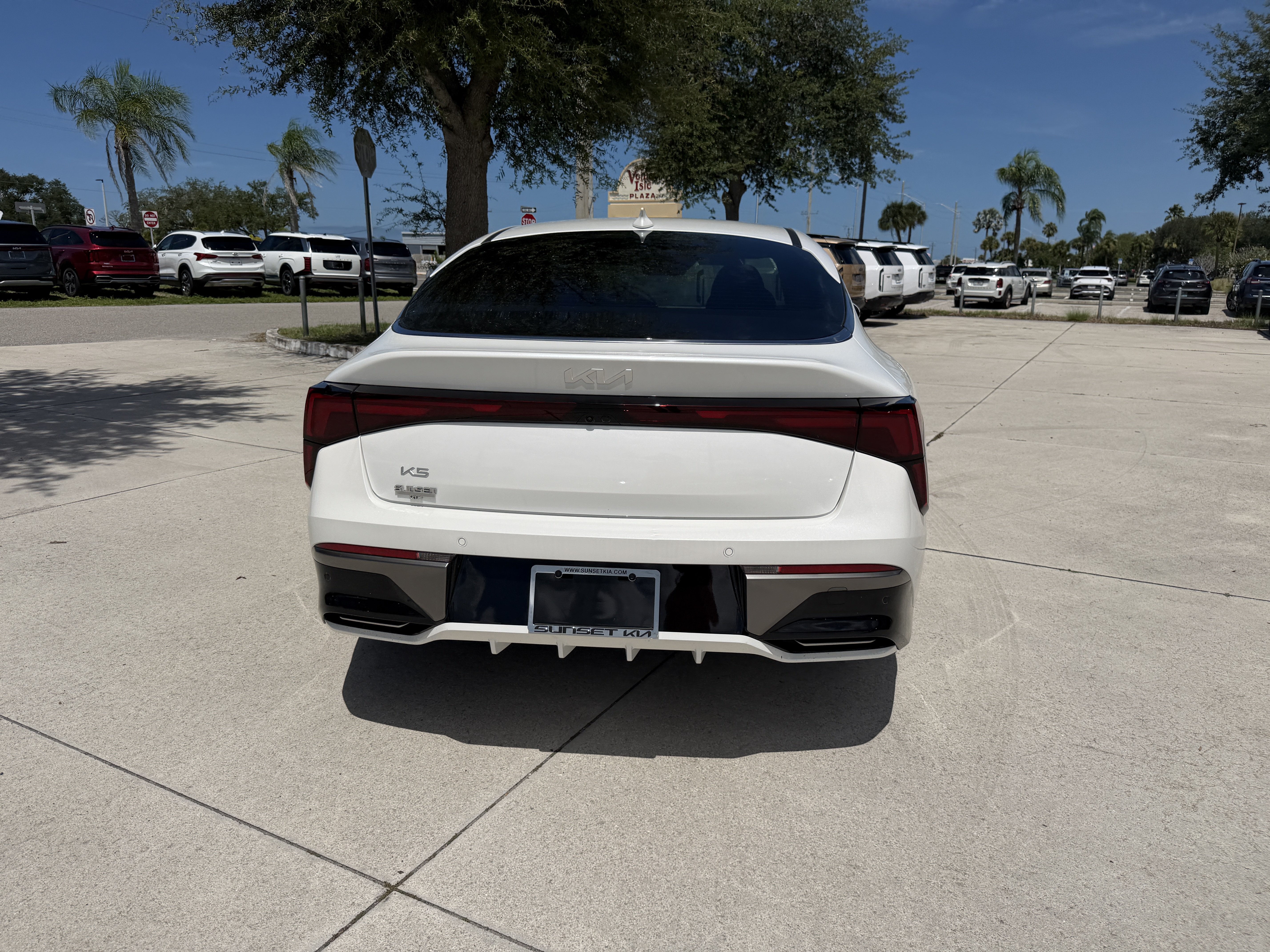 New 2026 Kia K5 LXS FWD image 4