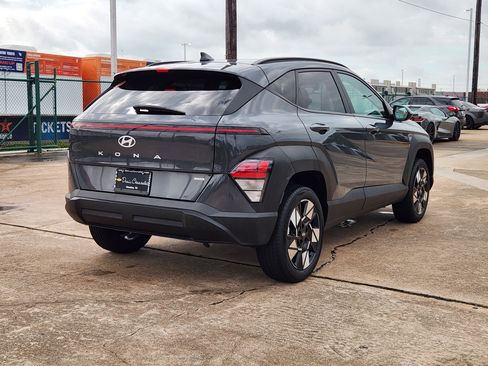 Used 2024 Hyundai Kona SEL AWD/4WD image 6