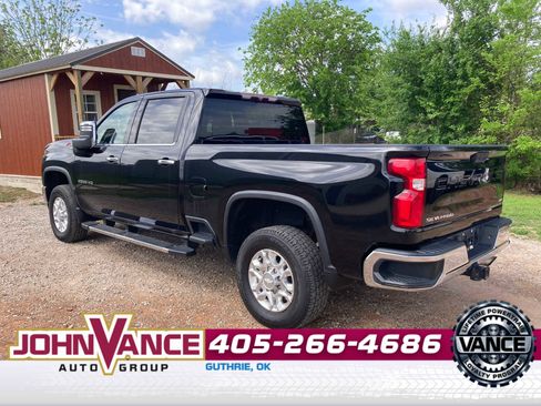Used 2020 Chevrolet Silverado 2500 LTZ w/ Z71 Off-Road Package image 5