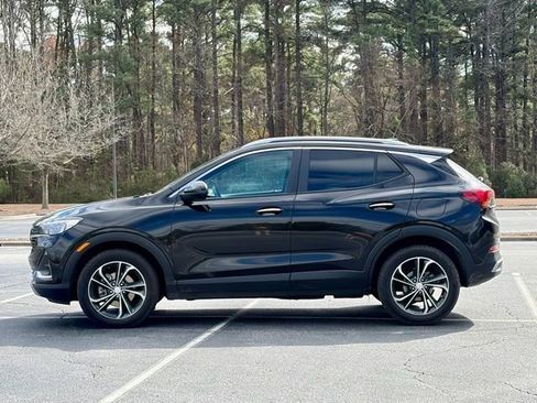 Used 2023 Buick Encore GX Select image 3