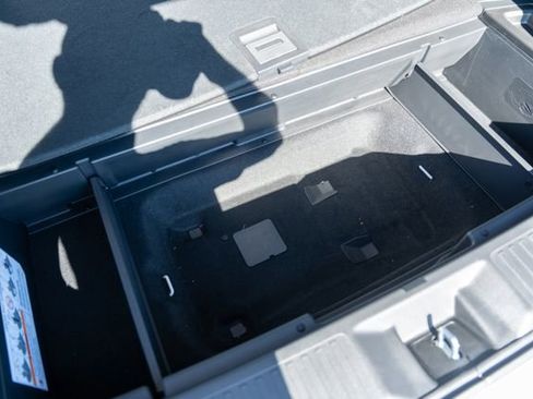 Used 2025 Honda Pilot EX-L image 23