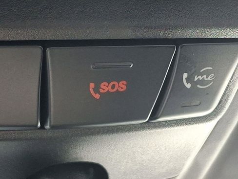 Used 2023 Mercedes-Benz E 450 4MATIC Cabriolet image 23