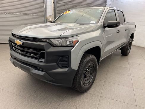 Used 2024 Chevrolet Colorado W/T w/ WT Convenience Package II image 3