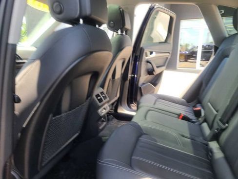 Used 2023 Audi Q5 2.0T Premium w/ Convenience Package AWD/4WD image 24