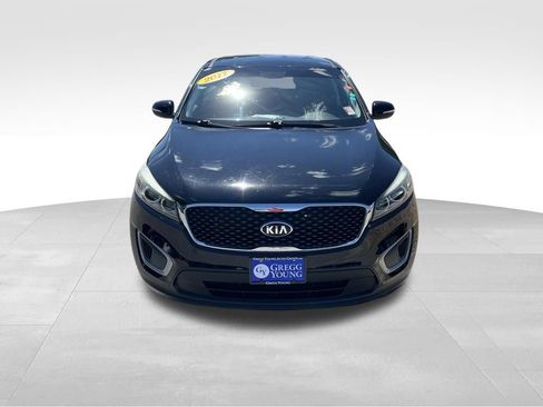 Used 2017 Kia Sorento L FWD image 9